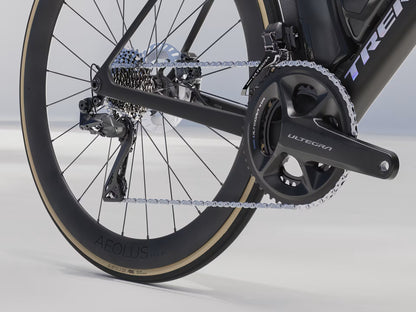 Madone SLR 7 Gen 8 Matte Carbon Smoke/Prismatic Pearl