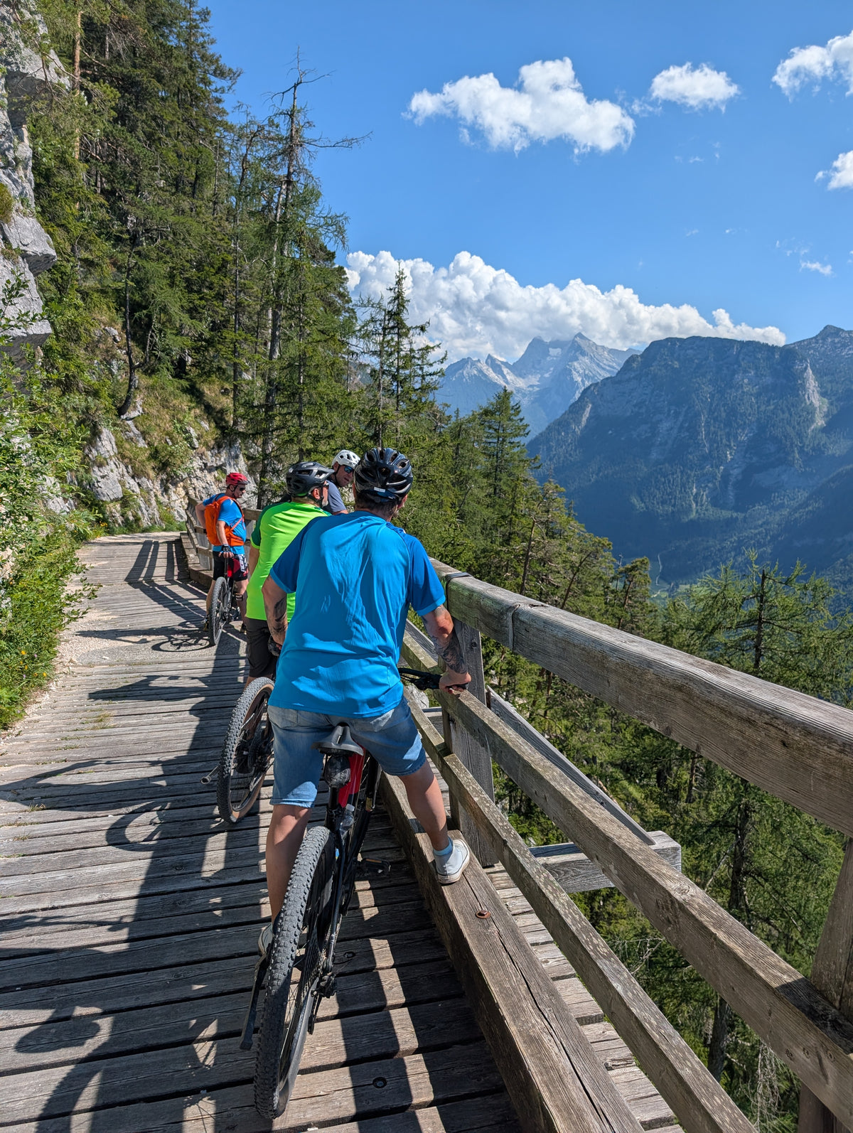 (E-) Bike Tour